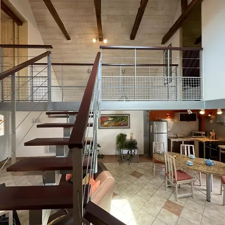 Chez Daude Precilhon